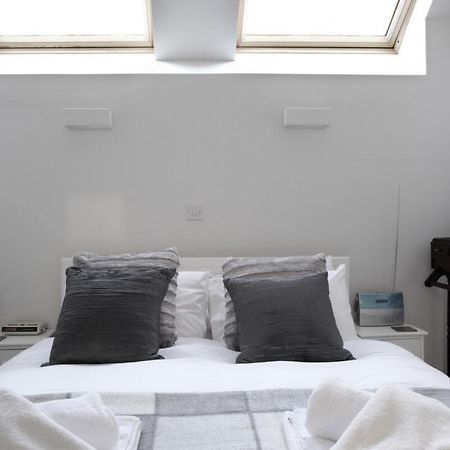 Апартаменты Quiet Ground Floor Mews Flat And Parking Эдинбург Экстерьер фото